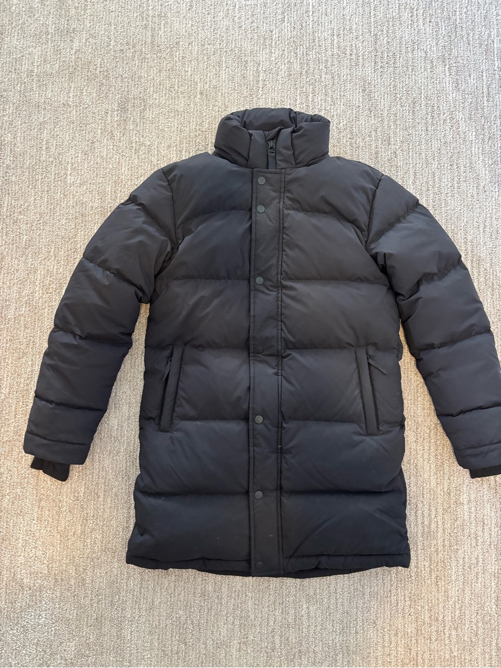 Aritzia SuperPuff Mid